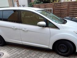 Weiß Gebraucht 2016 Ford Grand C-Max Business Edition Van / Kleinbus | 11.000 € (Teuer)