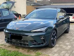 Blau Gebraucht 2024 Cupra Leon Kombi | 41.399 € (Fairer Preis)