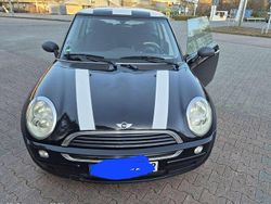 Gebraucht 2003 Mini ONE Kleinwagen | 2.400 € (Etwas zu teuer)