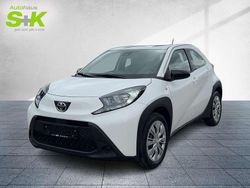 Schneeweiß Neu 2025 Toyota Aygo X-play Kleinwagen | 17.390 €