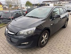Gebraucht 2016 Opel Astra Style Kombi | 4.999 € (Etwas zu teuer)