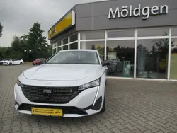 Okenit weiß metallic Gebraucht 2024 Peugeot 308 Allure Kombi | 24.990 € (Guter Preis)