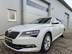 Weiß Gebraucht 2019 Skoda Superb Style Kombi | 25.899 € (Guter Preis)