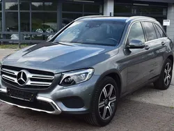 Grau Gebraucht 2019 Mercedes GLC220 AMG line SUV | 33.780 € (Fairer Preis)