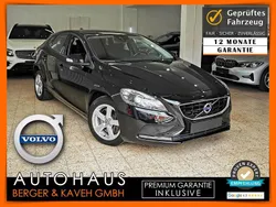 Schwarz Gebraucht 2014 Volvo V40 You! Kombi | 12.450 € (Fairer Preis)