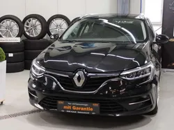Schwarz Gebraucht 2022 Renault Mégane GrandTour Intens Kombi | 14.790 € (Fairer Preis)