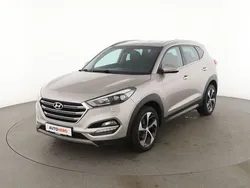 Grau Gebraucht 2017 Hyundai Tucson Premium SUV | 18.990 € (Fairer Preis)
