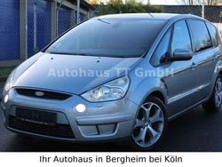 Grau Gebraucht 2007 Ford S-MAX Titanium Van / Kleinbus | 2.950 € (Etwas zu teuer)