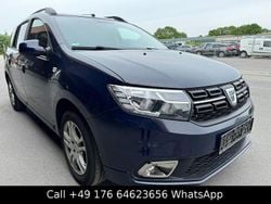 Blau Gebraucht 2017 Dacia Logan MCV Lauréate Kombi | 5.500 € (Fairer Preis)