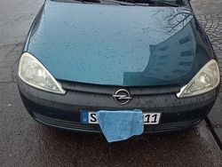 Grün Gebraucht 2001 Opel Corsa Kleinwagen | 750 € (Guter Preis)