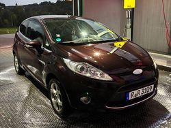 Violet Gebraucht 2009 Ford Fiesta Titanium Kleinwagen | 2.900 € (Fairer Preis)
