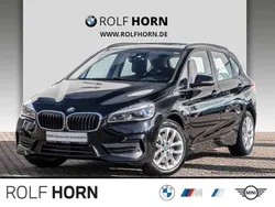 Uni schwarz Gebraucht 2019 BMW 225 Active Tourer iPerformance Van / Kleinbus | 16.610 € (Fairer Preis)