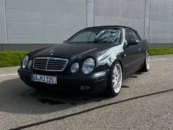 Blau Gebraucht 1999 Mercedes CLK320 Elegance Cabrio | 3.700 € (Fairer Preis)