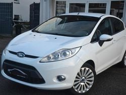 Weiß Gebraucht 2010 Ford Fiesta Titanium Kleinwagen | 3.790 € (Guter Preis)