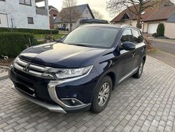 Blau Gebraucht 2015 Mitsubishi Outlander Plus SUV | 11.999 € (Fairer Preis)
