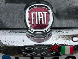 Grau Gebraucht 2017 Fiat 500X SUV | 9.999 € (Guter Preis)