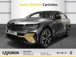Andere farbe Gebraucht 2024 Renault Mégane Iconic Limousine | 36.995 € (Etwas zu teuer)