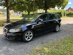 Schwarz Gebraucht 2010 Volvo V50 Kombi | 9.900 € (Teuer)
