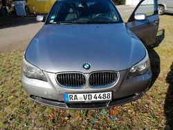 Grau Gebraucht 2005 BMW 523 Kombi | 3.600 € (Fairer Preis)