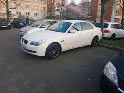 Weiß Gebraucht 2009 BMW 525 Limousine | 9.900 €