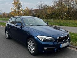 Blau Gebraucht 2017 BMW 118 Kleinwagen | 13.000 € (Fairer Preis)