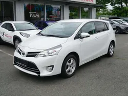 White pearl cs Gebraucht 2016 Toyota Verso Edition-S Van / Kleinbus | 17.900 € (Etwas zu teuer)