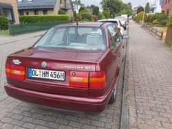 Rot Gebraucht 1994 VW Passat Limousine | 2.490 €