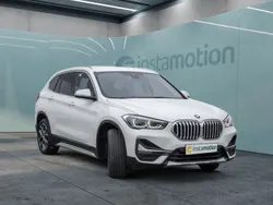 Weiß Gebraucht 2022 BMW X1 Sport Line SUV | 27.550 € (Fairer Preis)