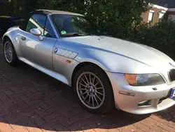 Silber Gebraucht 1997 BMW Z3 Cabrio | 21.100 €