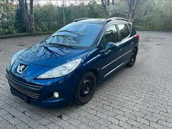 Blau Gebraucht 2009 Peugeot 207 Kombi | 2.999 € (Fairer Preis)