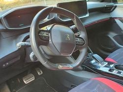 Rot Gebraucht 2020 Peugeot e-208 GT Kleinwagen | 17.000 € (Fairer Preis)