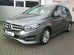 Grau Gebraucht 2015 Mercedes B180 Van / Kleinbus | 16.999 € (Etwas zu teuer)