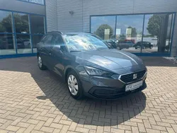 Grau Gebraucht 2022 Seat Leon Reference Kombi | 19.950 € (Fairer Preis)