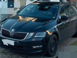 Schwarz Gebraucht 2020 Skoda Octavia Soleil Kombi | 20.799 € (Guter Preis)