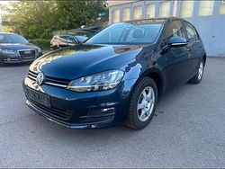 Blau Gebraucht 2014 VW Golf VII Limousine | 8.500 € (Fairer Preis)