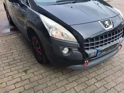 Schwarz Gebraucht 2010 Peugeot 3008 Premium Kombi | 3.500 € (Guter Preis)