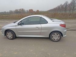 Silber Gebraucht 2007 Peugeot 206 CC Filou Cabrio | 999 € (Superpreis)
