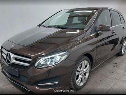 Braun Gebraucht 2017 Mercedes B200 Urban Van / Kleinbus | 18.000 € (Etwas zu teuer)