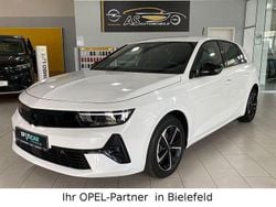 Lack weiss banquise/typ aussenve Gebraucht 2024 Opel Astra Limousine | 21.990 € (Guter Preis)