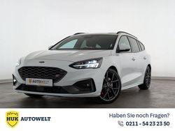 Frostweiß Gebraucht 2020 Ford Focus ST Limousine | 18.460 € (Guter Preis)