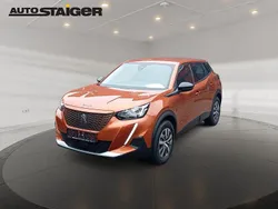 Lackierung orange fusion/typ a Gebraucht 2023 Peugeot e-2008 Active SUV | 16.989 € (Superpreis)