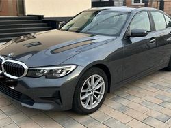 Andere farben Gebraucht 2022 BMW 318 Advantage Limousine | 23.900 € (Guter Preis)