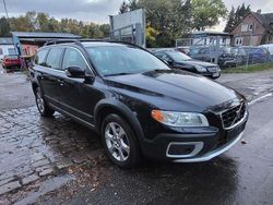 Black sapphire Gebraucht 2008 Volvo XC70 Summum Kombi | 9.999 € (Etwas zu teuer)