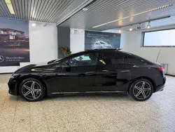 Schwarz Gebraucht 2023 Mercedes EQE350 AMG Limousine | 51.895 € (Etwas zu teuer)