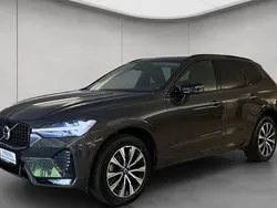 Grau Gebraucht 2023 Volvo XC60 Plus SUV | 41.900 € (Superpreis)