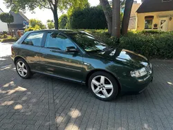 Grün Gebraucht 2001 Audi A3 Limousine | 900 € (Guter Preis)