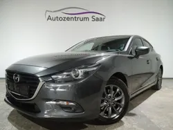 Grau Gebraucht 2017 Mazda 3 Exclusive-Line Limousine | 11.480 € (Guter Preis)