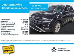Schwarz / deep black Gebraucht 2024 VW T-Roc Style SUV | 30.291 € (Fairer Preis)
