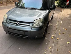 Grau Gebraucht 2006 Citroën Berlingo Van / Kleinbus | 2.050 € (Fairer Preis)