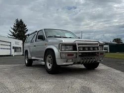Silber Gebraucht 1988 Nissan Terrano SUV | 3.500 €